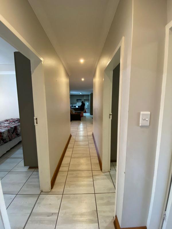 To Let 3 Bedroom Property for Rent in Baillie Park North West